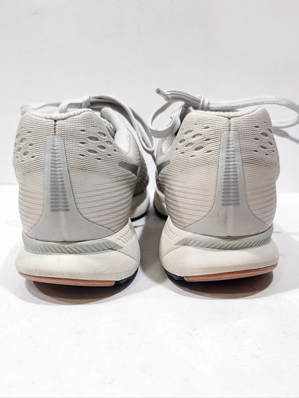 Nike Air Zoom Pegasus 34 Womens Running Shoes Size 8.5 Wolf Grey 880560-004